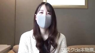 人生第一次陰道射精的白虎美少女 日本有碼