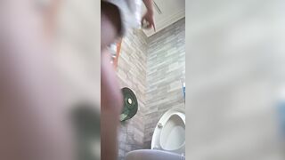 遊樂場女廁全景偷拍 各種極品美鮑魚-11