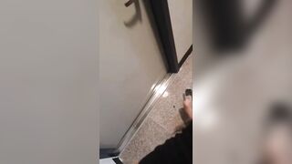 渣男技藝高超 約炮少婦清純學妹 口爆吞精打手槍-01