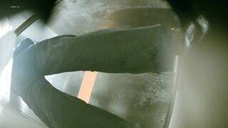 【廁拍】夜場美女 絲襪高跟肥臀-24