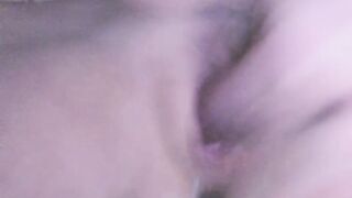 巨乳嫩妹 自摸噴水 露出呲尿-12