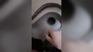 巨乳嫩妹 自摸噴水 露出呲尿-40