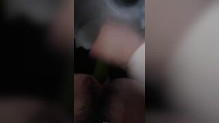 巨乳嫩妹 自摸噴水 露出呲尿-40