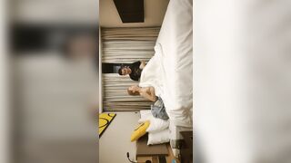 探花歐陽專攻良家 聊聊天調調情，埋頭舔逼舔的很爽，大屁股上位騎乘抽插，翹起屁股猛烈撞擊搞完走人