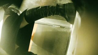 【廁拍】夜場美女 絲襪高跟肥臀-16