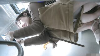 廁拍 青春處女尿尿 -02
