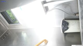 廁拍 青春處女尿尿 -08