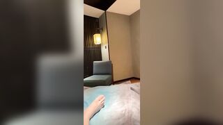 美女模特兒下海 漏出粉嫩大奶肥汁鮑魚 -01
