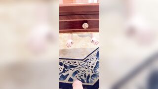 美女模特兒下海 漏出粉嫩大奶肥汁鮑魚 -36