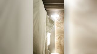 探花歐陽專攻良家 漂亮23歲小姐姐，共進晚餐後換黑絲，摳逼玩奶插入交合爽死