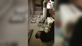 探花歐陽專攻良家 深夜清純美腿女神，你好可愛笑起來好好看，調調情長開雙腿舔逼，抬腿側入嬌喘喊不要